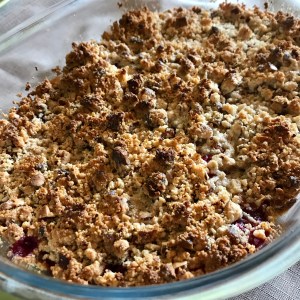 Crumble aux fruits rouges cétogène